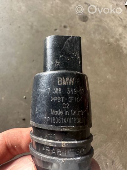 BMW 2 F45 Pompa spryskiwacza szyby przedniej / czołowej 7388349