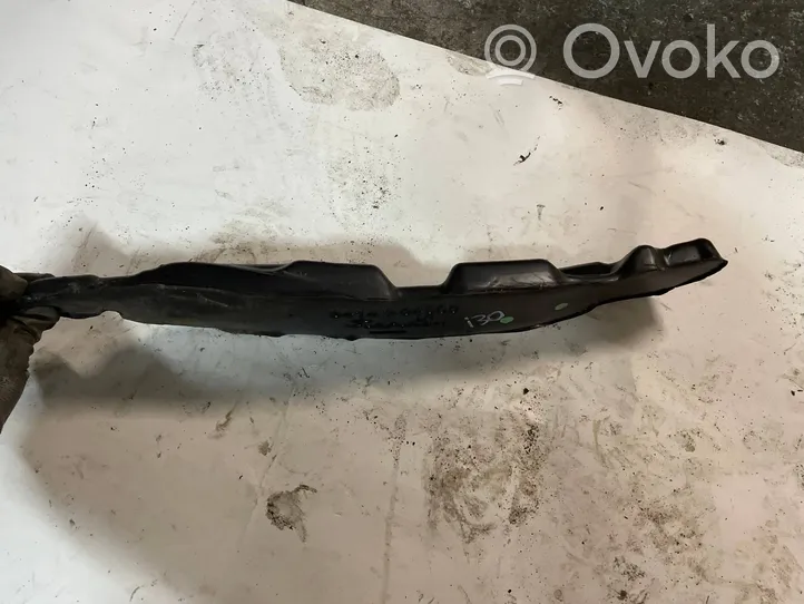 Hyundai i30 Supporto/guarnizione in poliuretano espanso del parafango 84141-G4000