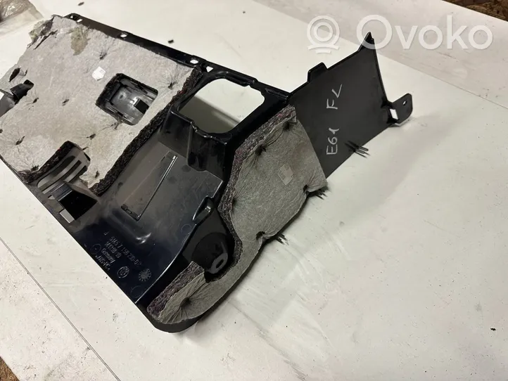 BMW 5 E60 E61 Panelės apdailos skydas (apatinis) 7156230