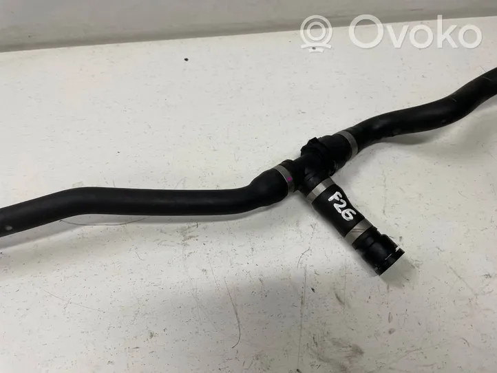 BMW X4 F26 Tubo flessibile del liquido di raffreddamento del motore 9249616