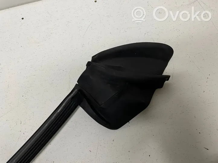 Audi A3 S3 8V Joint de fenêtre de porte avant coupé 8V7837480