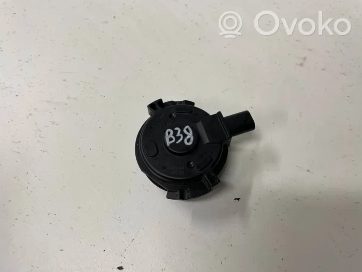 BMW 2 F45 Zawór sterujący / Ustawienia wałka rozrządu 7614288