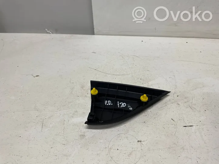 Hyundai i20 (PB PBT) Moulures des vitres de la porte avant 876611J000