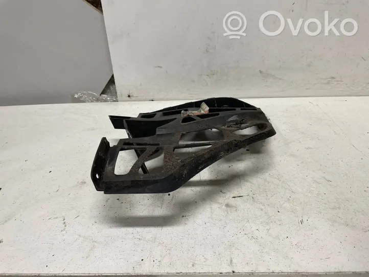 Ford S-MAX Rear bumper mounting bracket 6M21R17E851