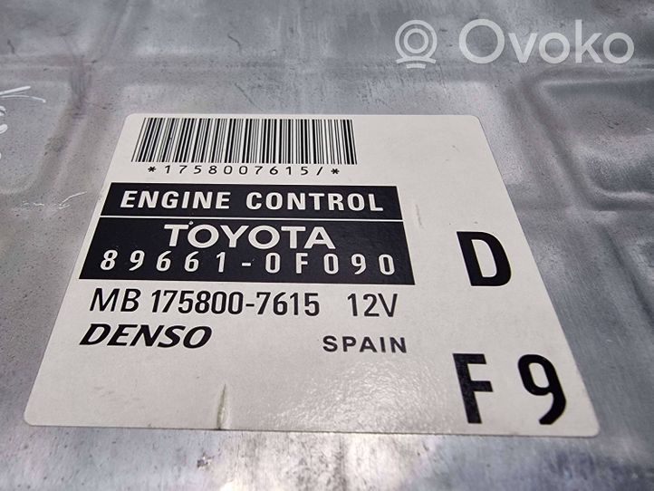 Toyota Corolla Verso E121 Sterownik / Moduł ECU 896610F090