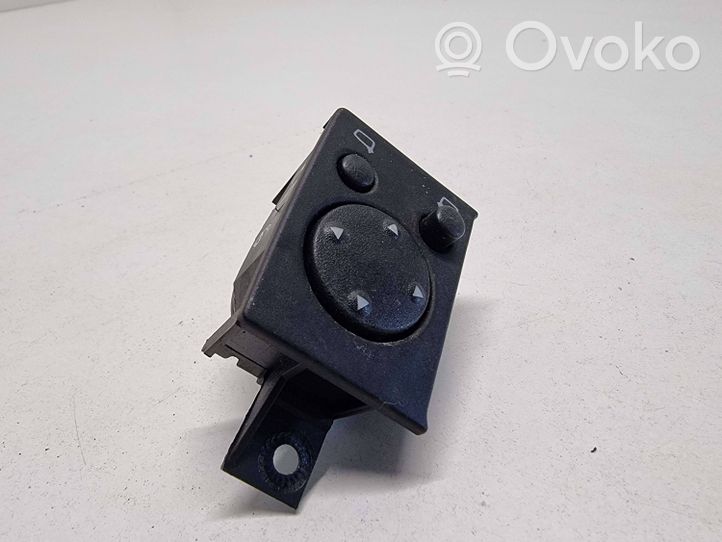 Audi A6 S6 C4 4A Interruptor del elevalunas eléctrico 4A0959565