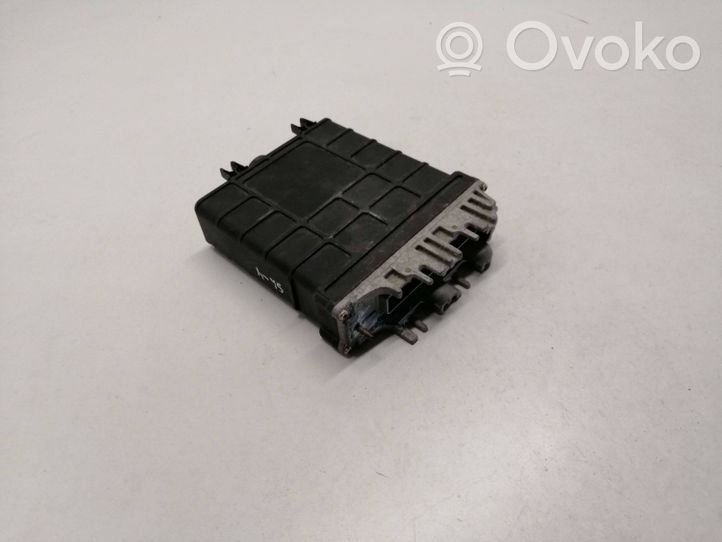 Volkswagen Sharan Calculateur moteur ECU 028906021P