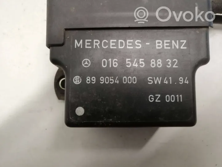 Mercedes-Benz E W210 Przekaźnik / Modul układu ogrzewania wstępnego 0165458832