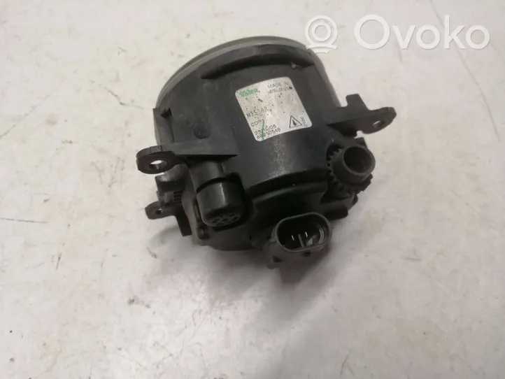 Nissan Navara D40 Feu antibrouillard avant 89210549