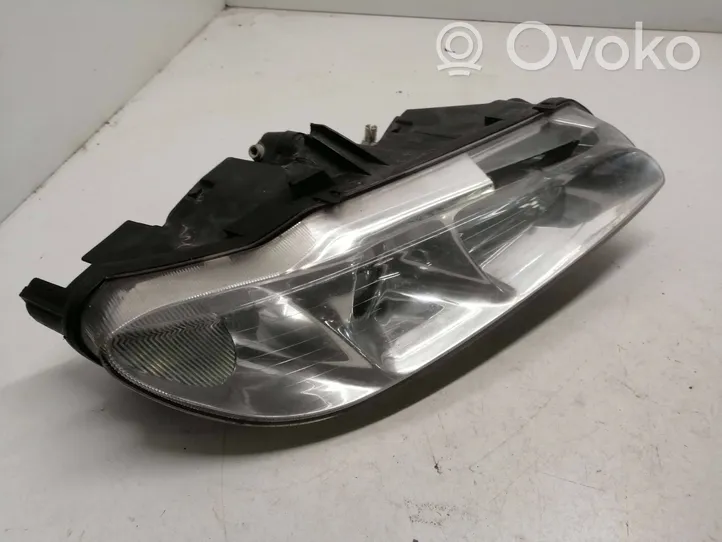 Peugeot 406 Lampa przednia 