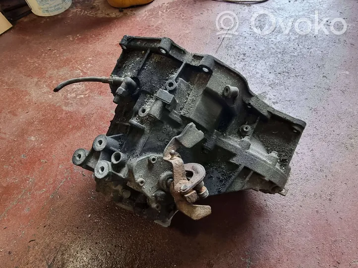 Opel Zafira A Mechaninė 5 pavarų dėžė 5495775