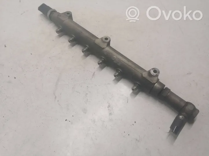 Volvo S60 Fuel main line pipe 8658252