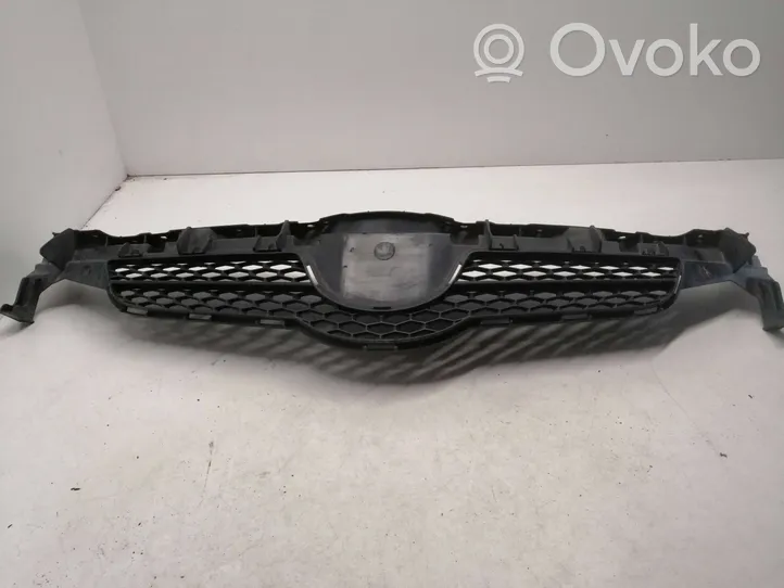 Toyota Auris 150 Atrapa chłodnicy / Grill 5311102390