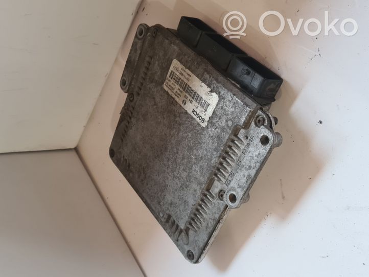 Renault Master II Sterownik / Moduł ECU 0281011254