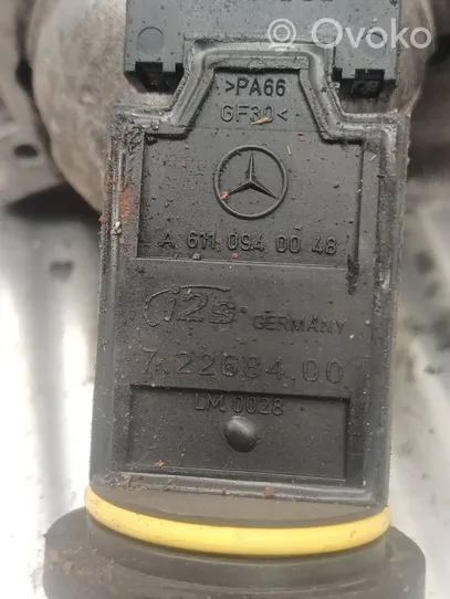 Mercedes-Benz E W211 Débitmètre d'air massique A6110940048
