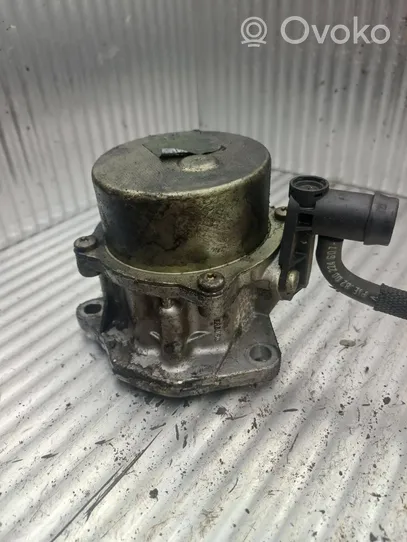 Renault Laguna II Pompe à vide 8200072985