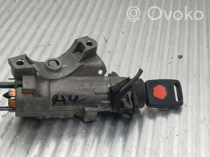 Audi A4 S4 B5 8D Virtalukko 4B0905851