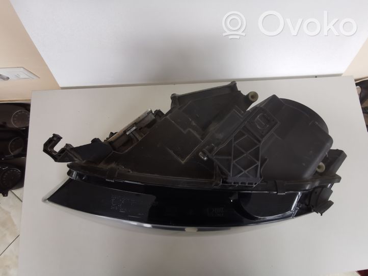 Audi A4 S4 B8 8K Передняя фара 8K0941003R