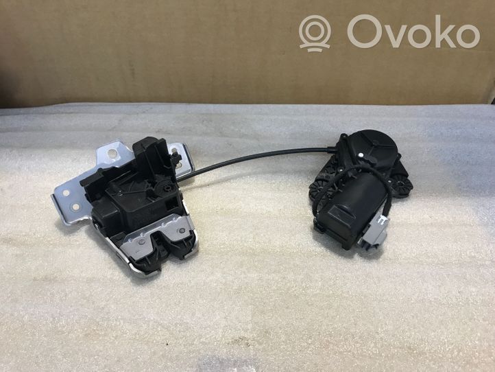 Volvo XC40 Takaluukun/tavaratilan lukon vastakappale 31484594