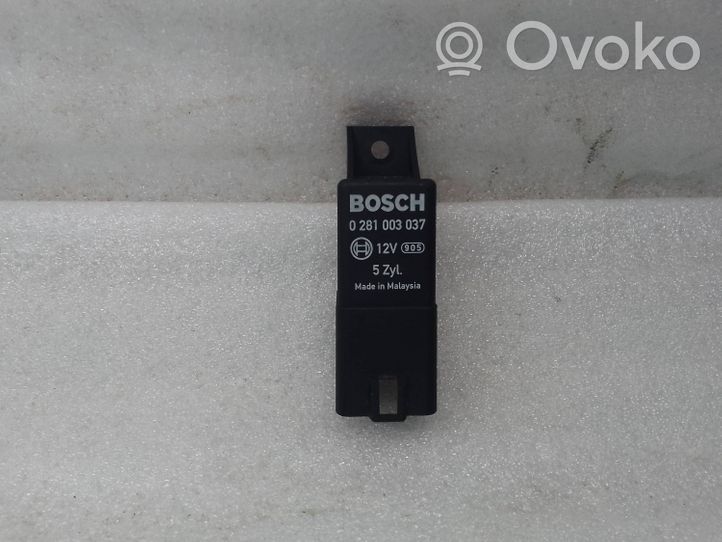 Volvo V70 Przekaźnik / Modul układu ogrzewania wstępnego 8692859