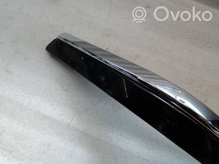 Volvo S60 Modanatura della barra di rivestimento del paraurti anteriore 08693647