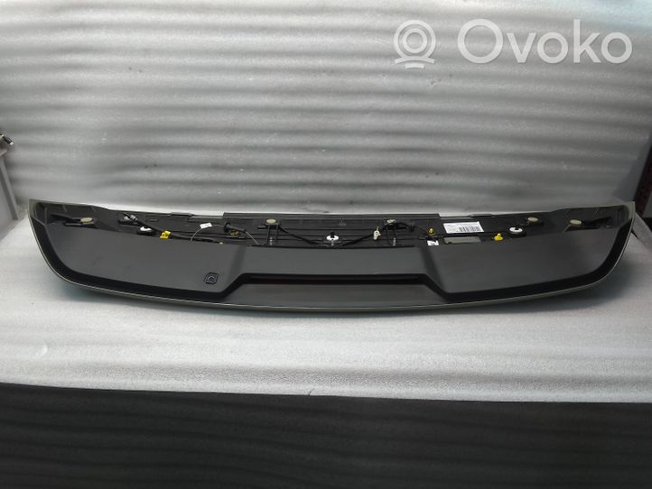 Volvo XC40 Spoiler del portellone lunotto posteriore 31488325