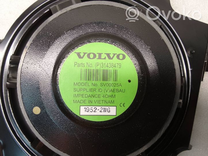 Volvo XC40 Subwoofer 31438479