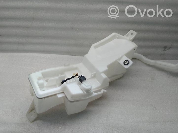 Volvo XC60 Windshield washer fluid reservoir/tank 32237456