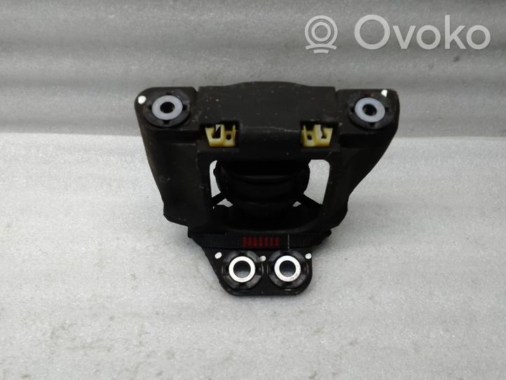 Volvo XC60 Engine mount bracket 31686885