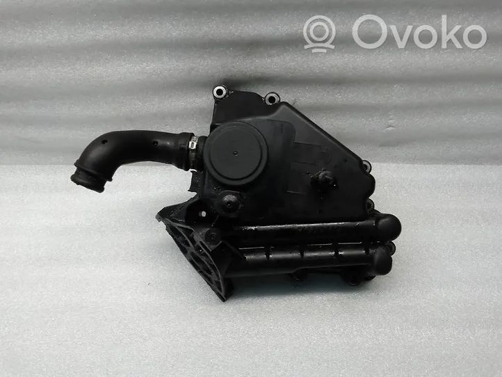Volvo XC60 Halterung Ölfilter / Ölkühler 30757730