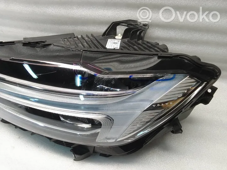 Volvo XC60 Headlight/headlamp 31108596