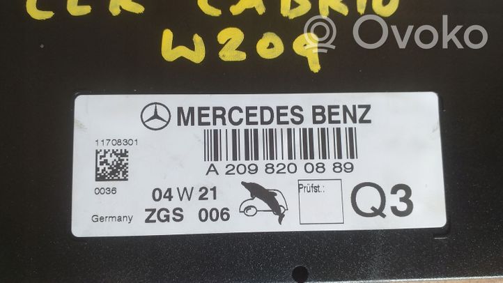 Mercedes-Benz CLK A209 C209 Wzmacniacz anteny A2098200889