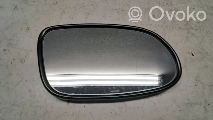 Mercedes-Benz CLK A209 C209 Wing mirror glass A2308100221