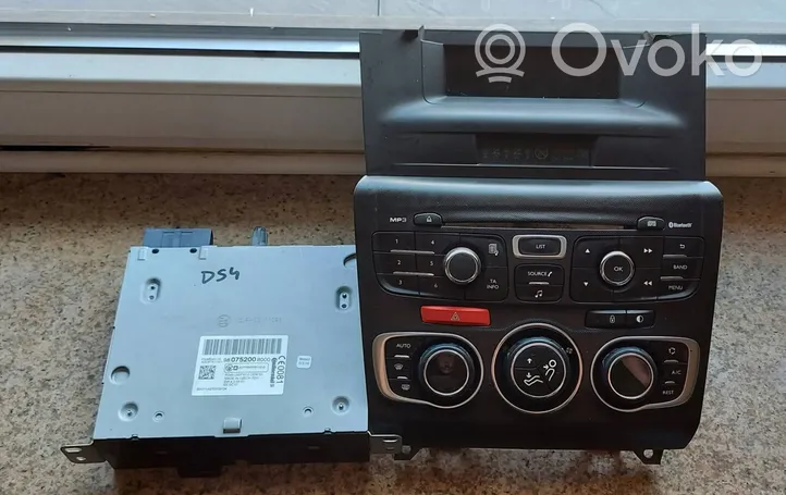 Citroen DS4 Panel / Radioodtwarzacz CD/DVD/GPS 9807520080