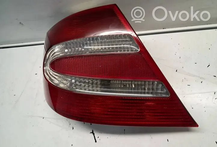 Mercedes-Benz CLK A209 C209 Luci posteriori A2098200164