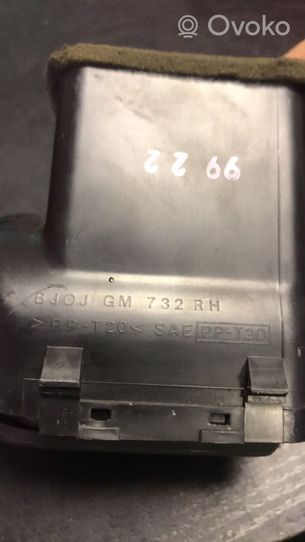 Mazda Premacy Garniture, panneau de grille d'aération latérale gm732
