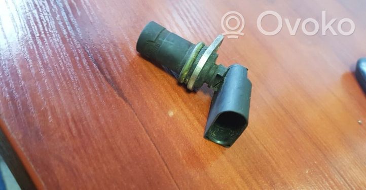 BMW 7 E38 Sensore di posizione dell’albero motore 1709616