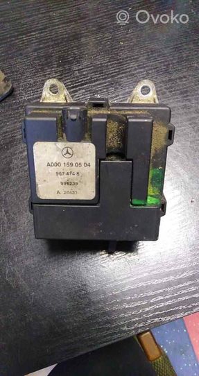 Mercedes-Benz E W210 Système de préchauffage du moteur A0001590504