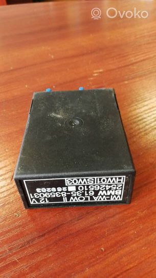 BMW 5 E34 Window wiper relay 8359031