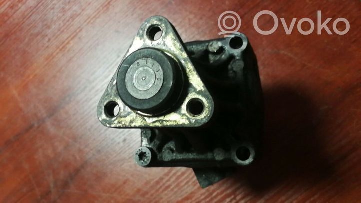 BMW 3 E30 Supporto di montaggio della pompa del servosterzo 1137835