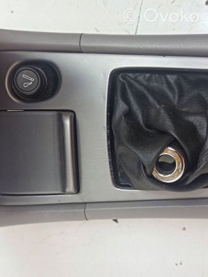 Nissan Primera Console centrale 96935-2F910