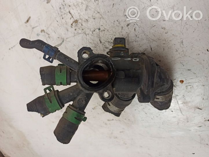 Seat Ibiza II (6k) Boîtier de thermostat 030121117N