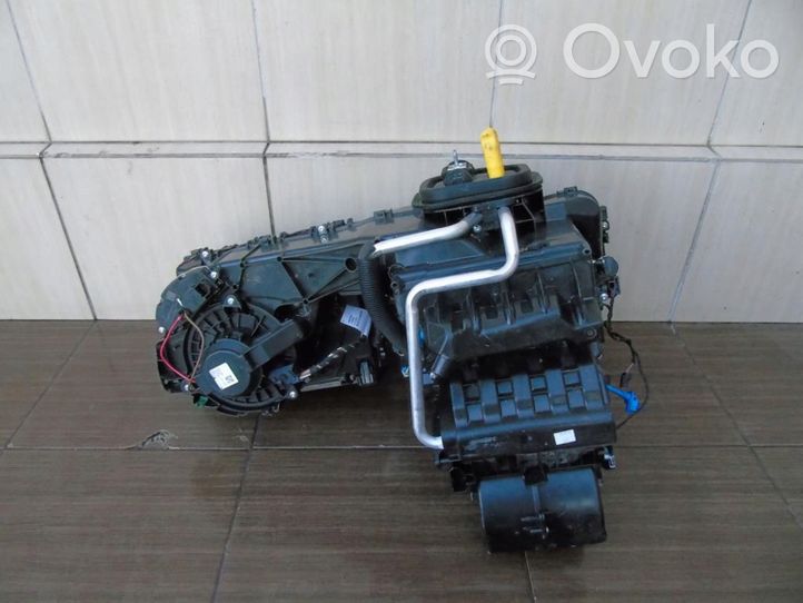 Volvo XC40 Scatola climatizzatore riscaldamento abitacolo assemblata 