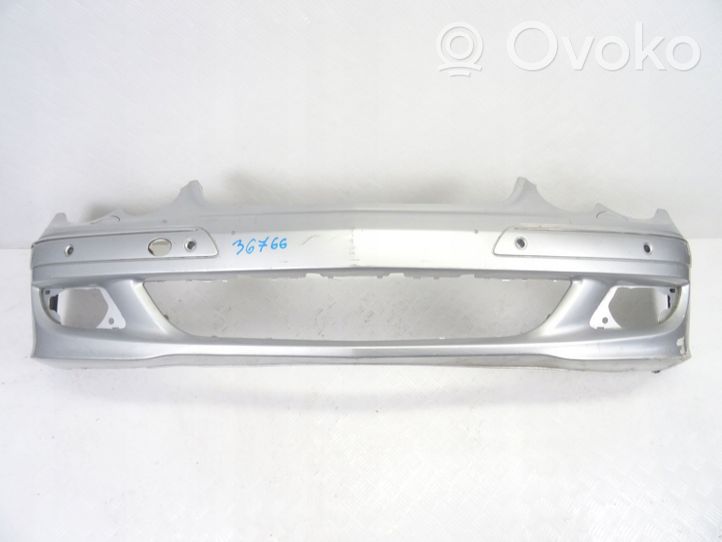 Mercedes-Benz CLK A209 C209 Parachoques delantero A2098853025