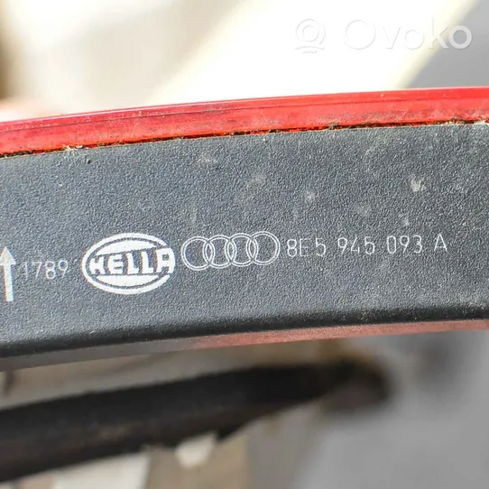 Audi A4 S4 B7 8E 8H Feux arrière sur hayon 8E5945093A