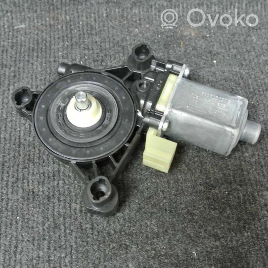 Volkswagen Golf VII Front door window regulator motor 5Q0959801B