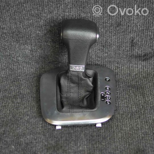 Volkswagen Polo Rivestimento in pelle/manopola della leva del cambio 6R2713203B