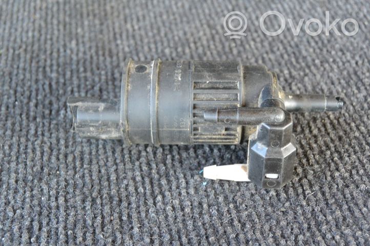 Volkswagen Up Pompe de lave-glace de pare-brise 