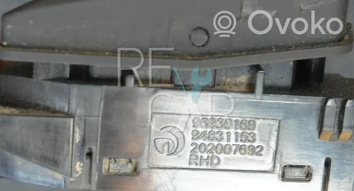 Chevrolet Orlando Other switches/knobs/shifts 