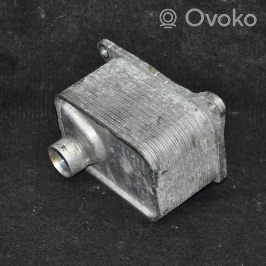 Audi A5 8T 8F Radiateur d'huile moteur 06L117021C